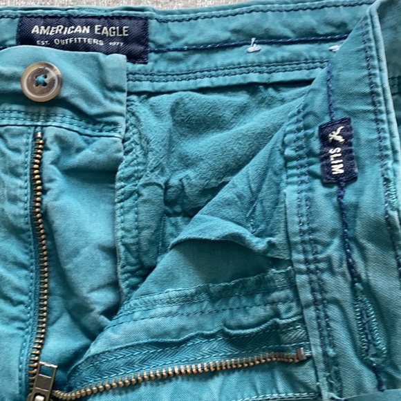 American Eagle flat front khaki green shorts size 30 - Picture 4 of 9